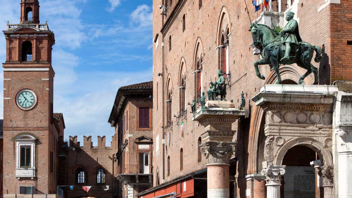 Cosa Vedere a Ferrara: Guida alla Città Estense
