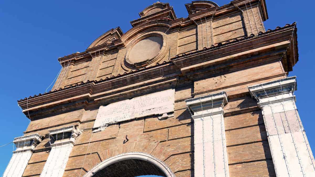 Guida Completa su Come Arrivare a Forlì